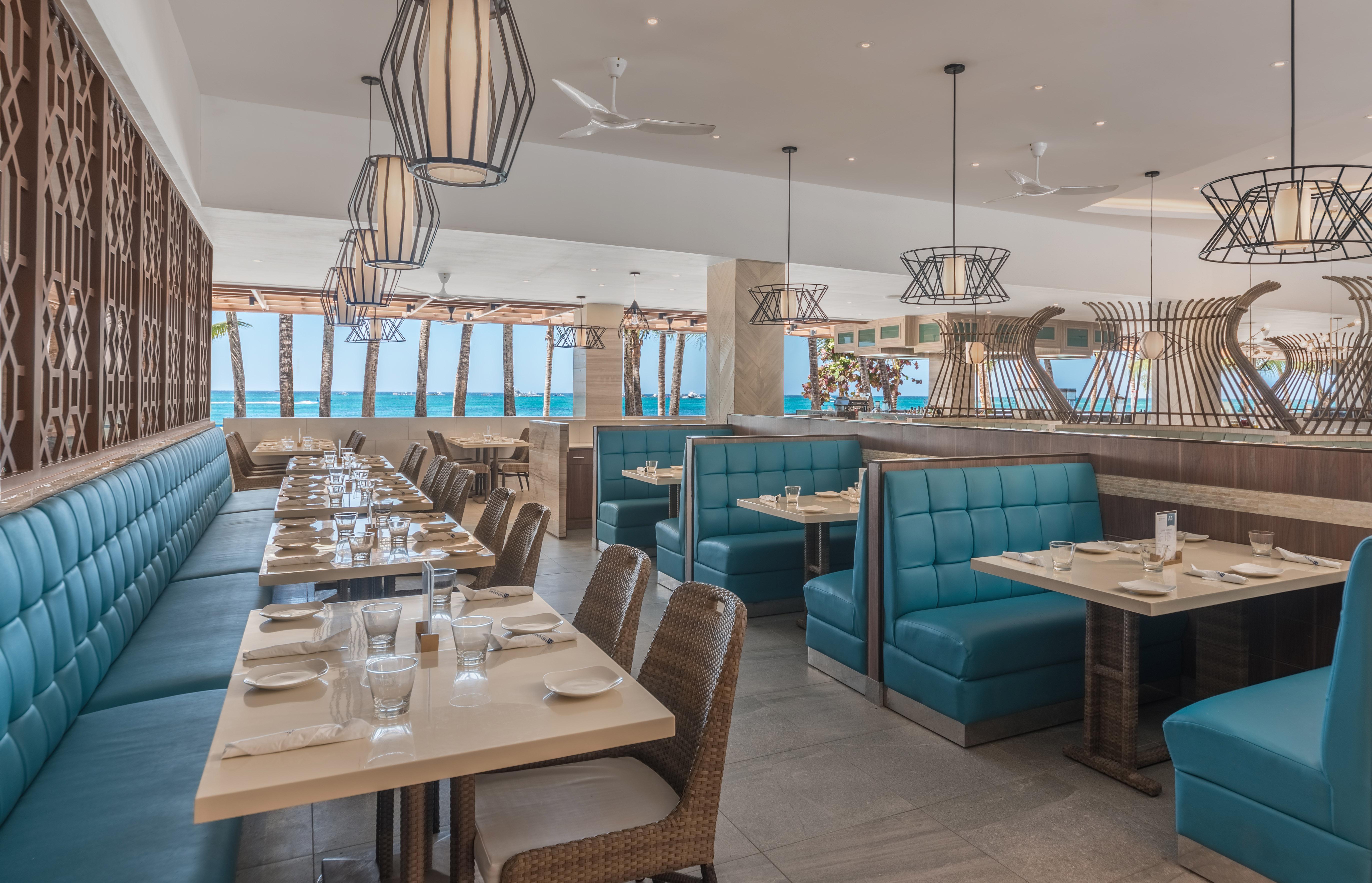 Henann Palm Beach Resort Balabag  Экстерьер фото The Beach Club